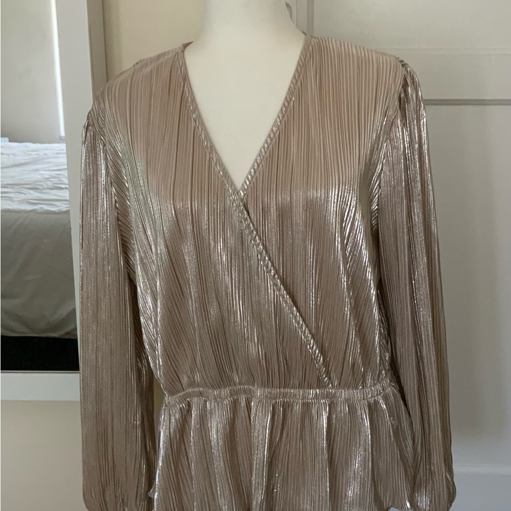 Elegant Metallic Pleated Women's Top